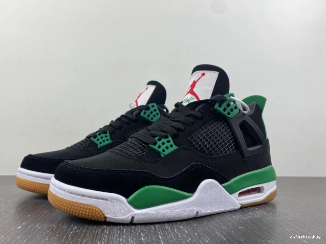 Jordan DR5415-030 Retro 4 SB 0819
